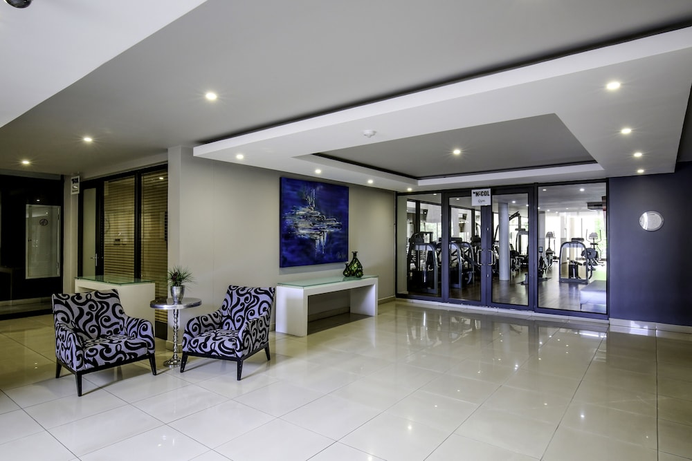 The Nicol Hotel And Apartments 8/53
