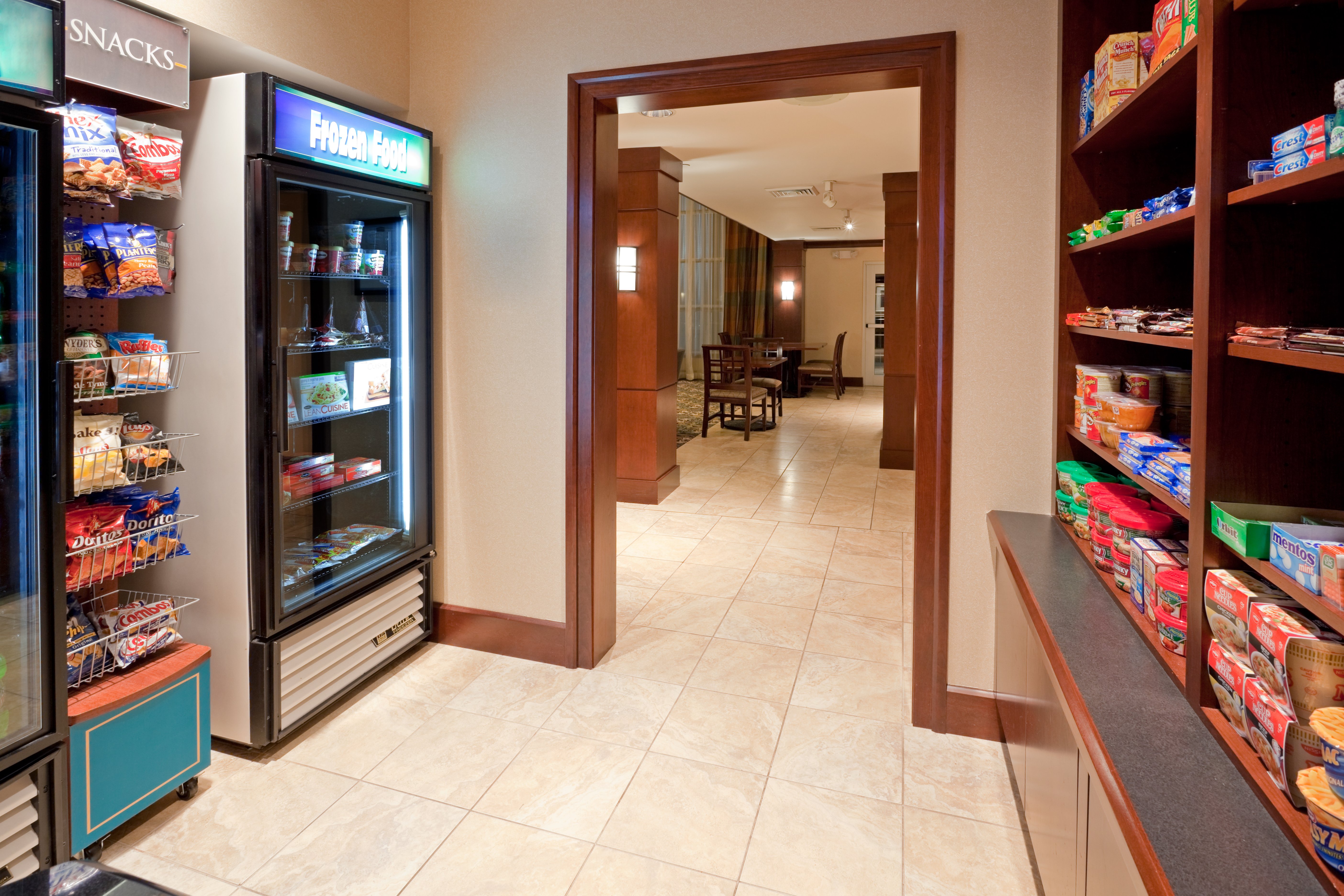 Staybridge Suites Philadelphia Valley Forge 422 7/24