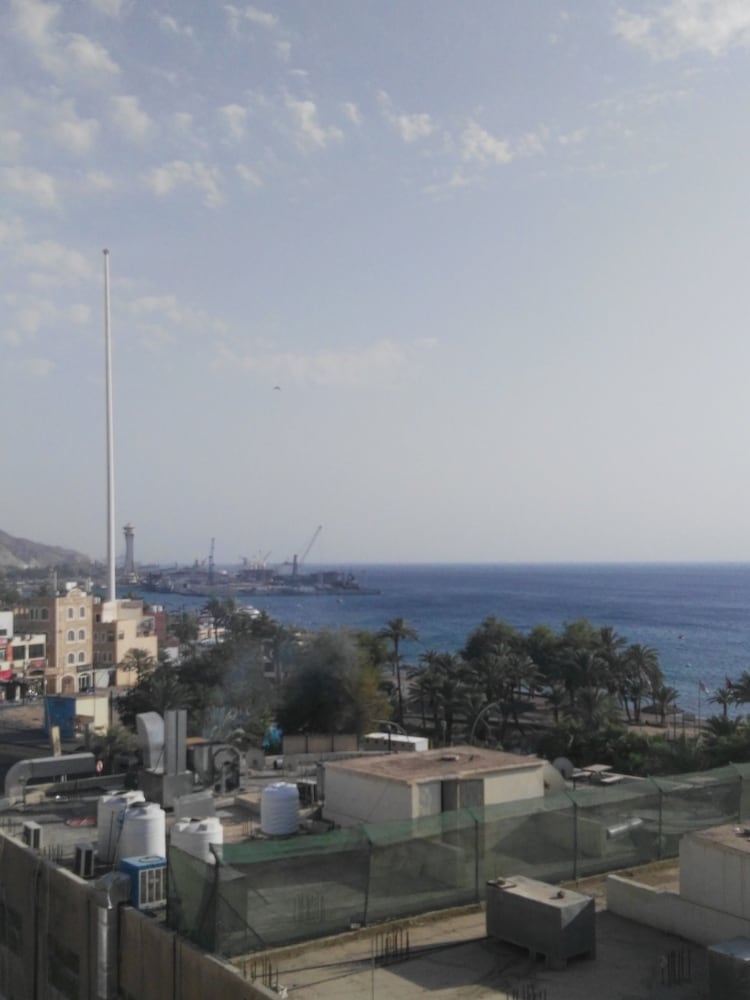 Sea Beach Hotel 41/44