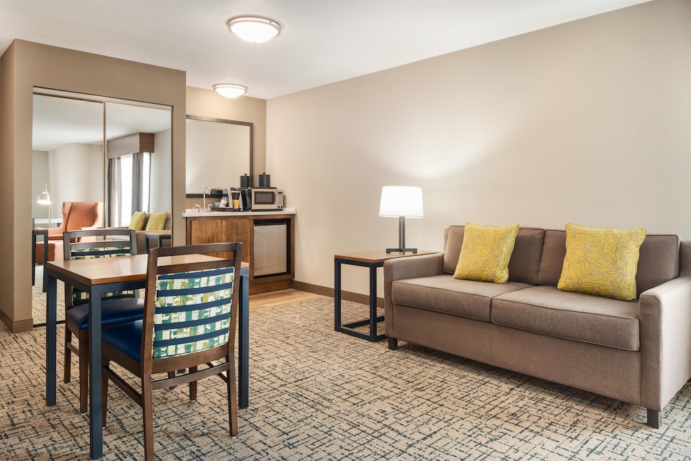 Hilton Garden Inn Dubuque Downtown 20/47