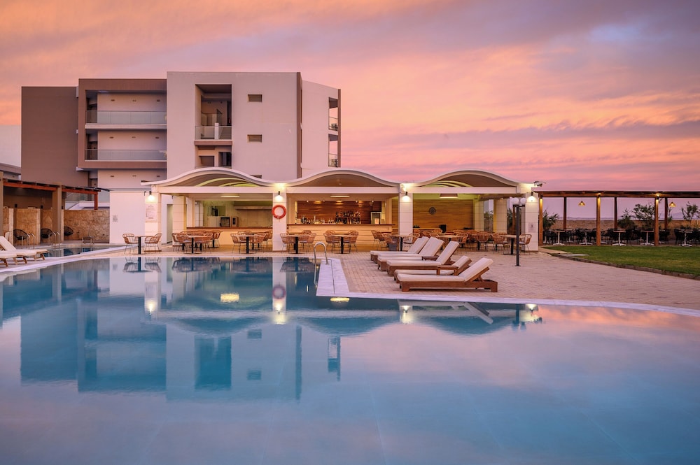 Malia Bay Beach Hotel And Bungalows in MALIA