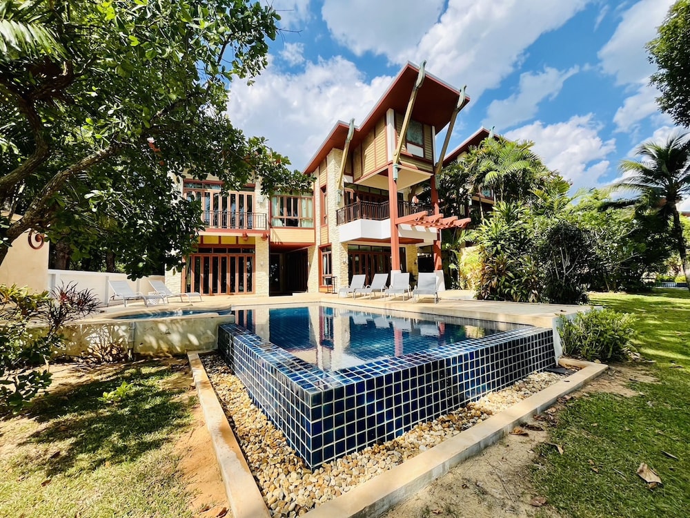 Amatapura Villa 15 40/48