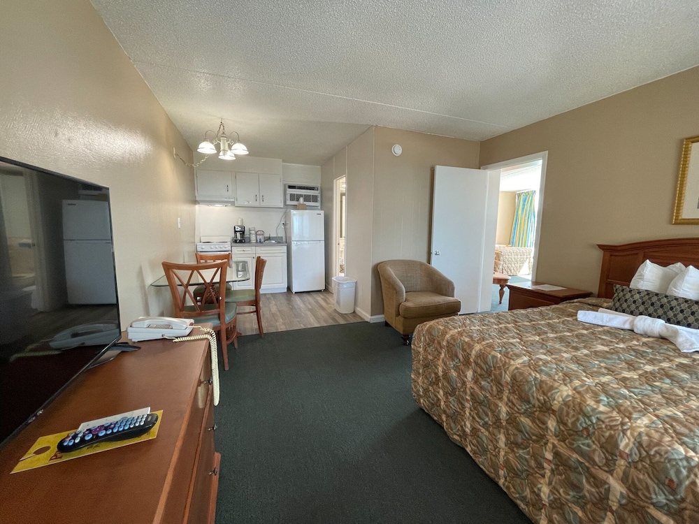 The Oceanfront Viking Motel 21/40