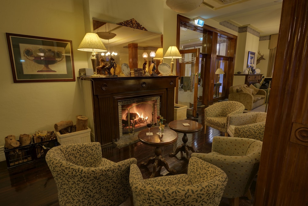 Royal Exchange Hotel 39/67
