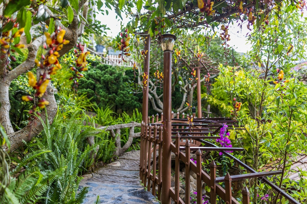 Zen Valley Dalat 63/68
