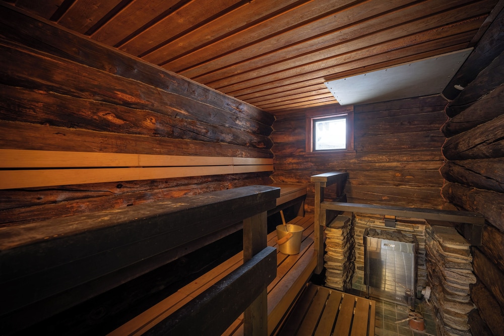 Lodge Kuukkeli Porakka 6/37