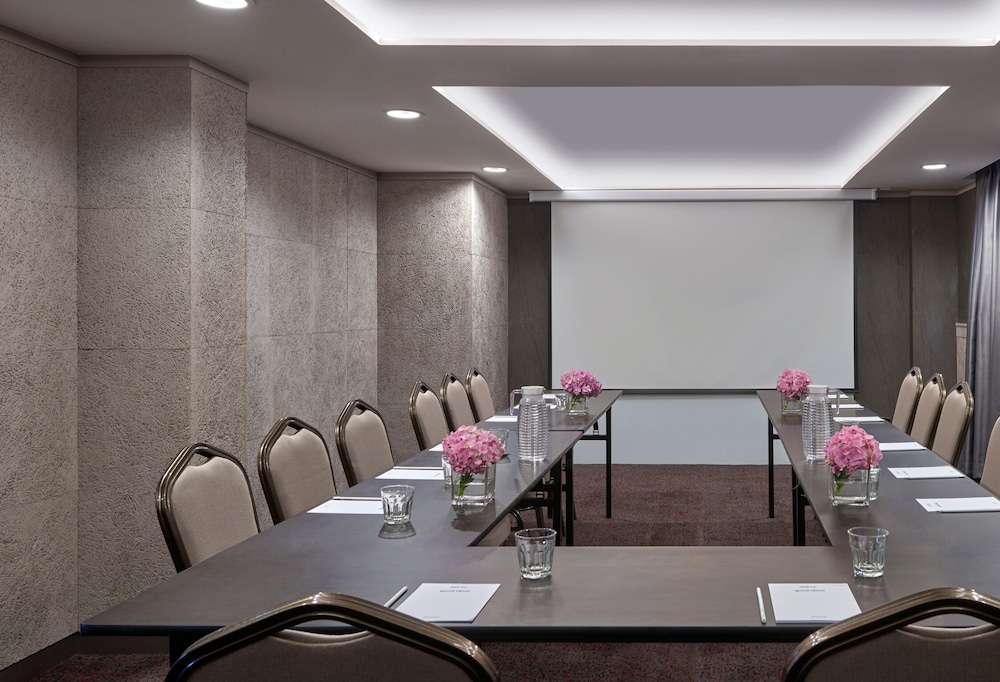 Park Inn by Radisson Putrajaya 61/66