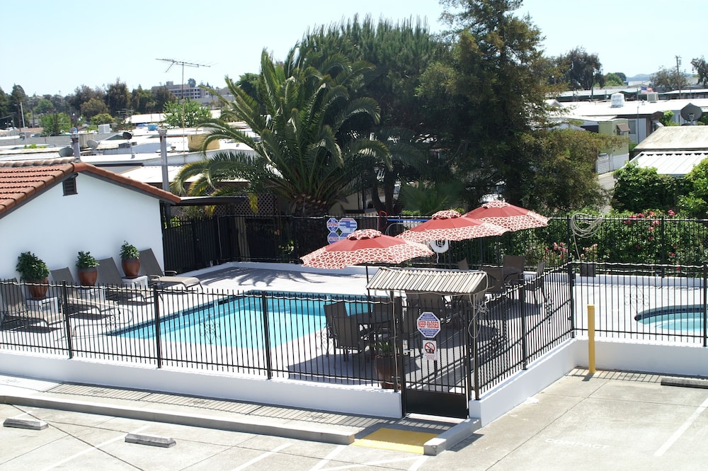 Travelodge by Wyndham Vallejo 3/34