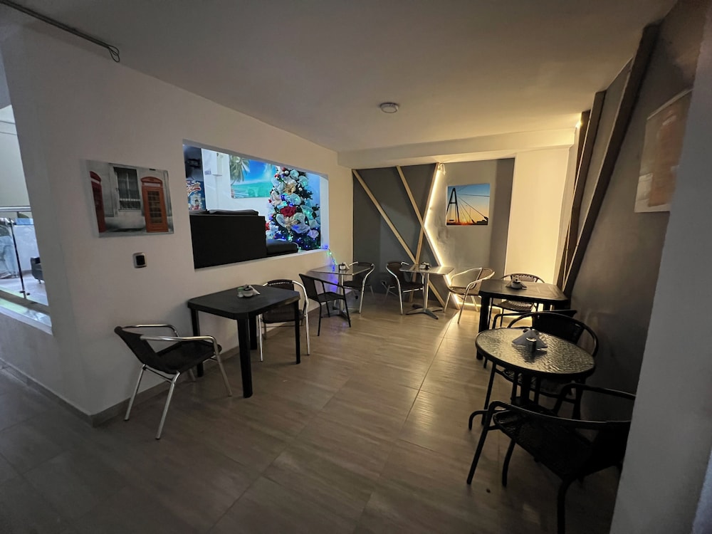 Hotel Jardin de Laureles Medellin 20/28
