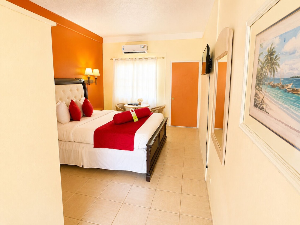 Point Salines Hotel 6/39