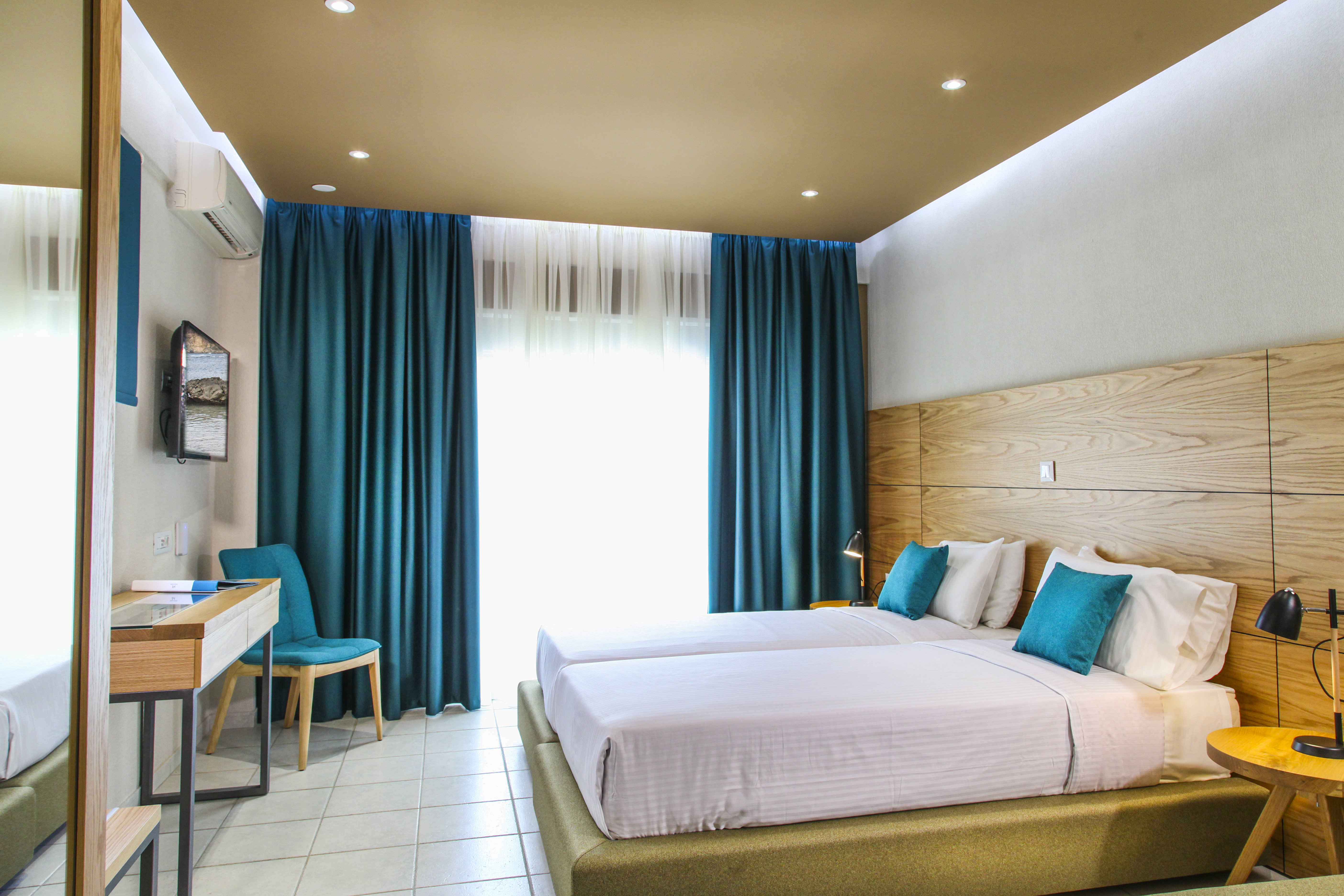 استوديو ديلوكس بإطلالة على الحديقة، Royal Hotel and Suites 3/8