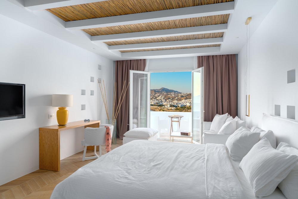 CAPE MYKONOS 12/61