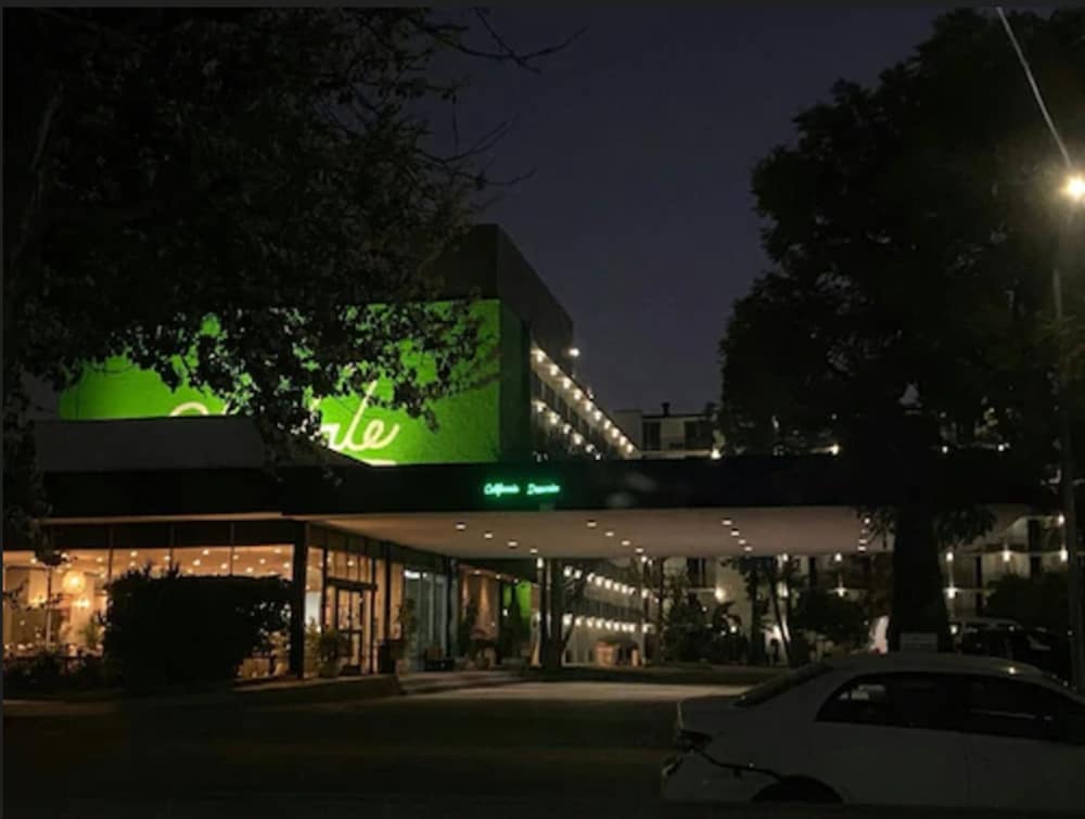 Glendale Express Hotel 2/55