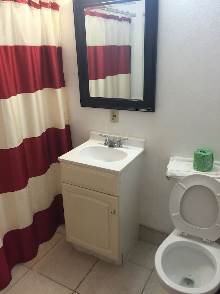 Cloud 9 Inn 26/29