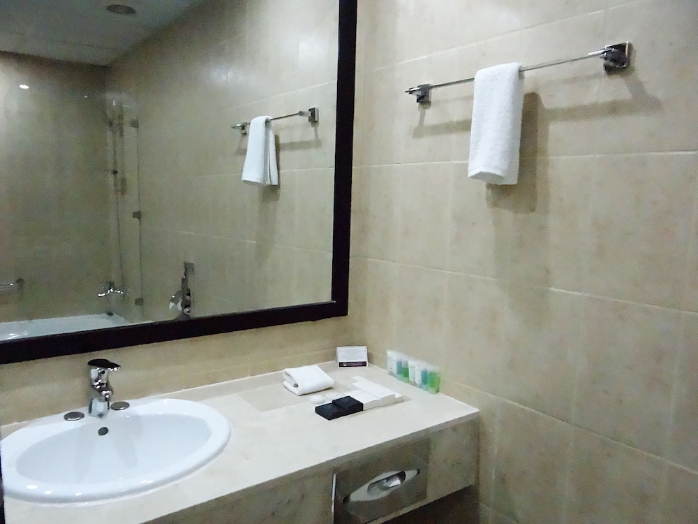 City Point Hotel 48/50