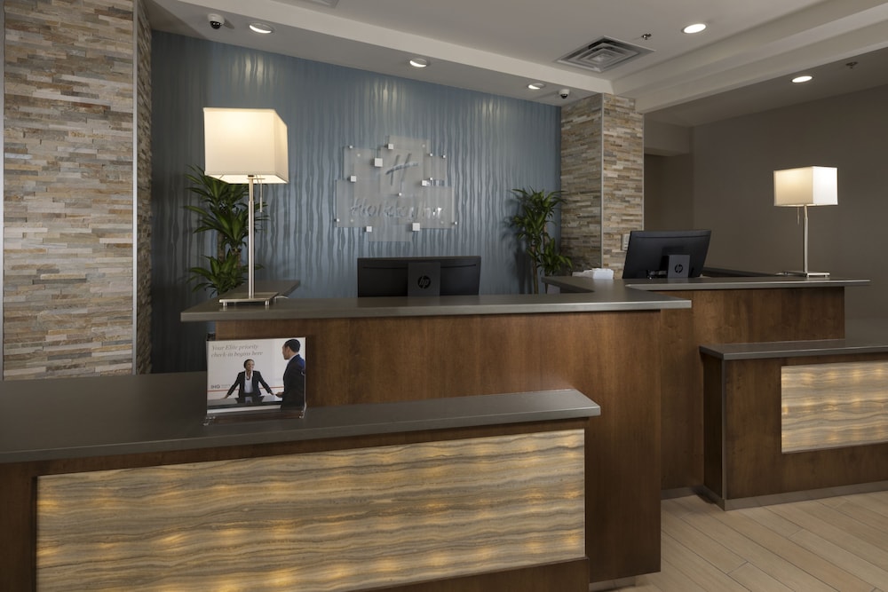 Holiday Inn & Suites Asheville-Biltmore Village Area 5/70