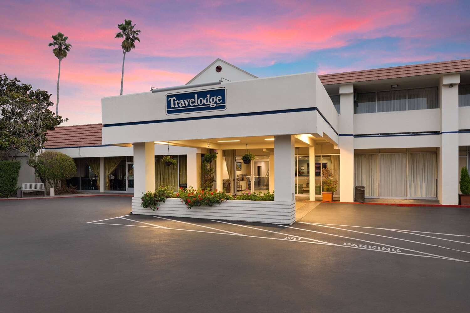 Travelodge By Wyndham Monterey Bay 32/36