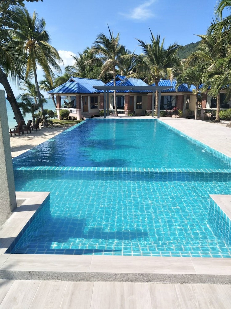 Sunset Beach Villas 6/50