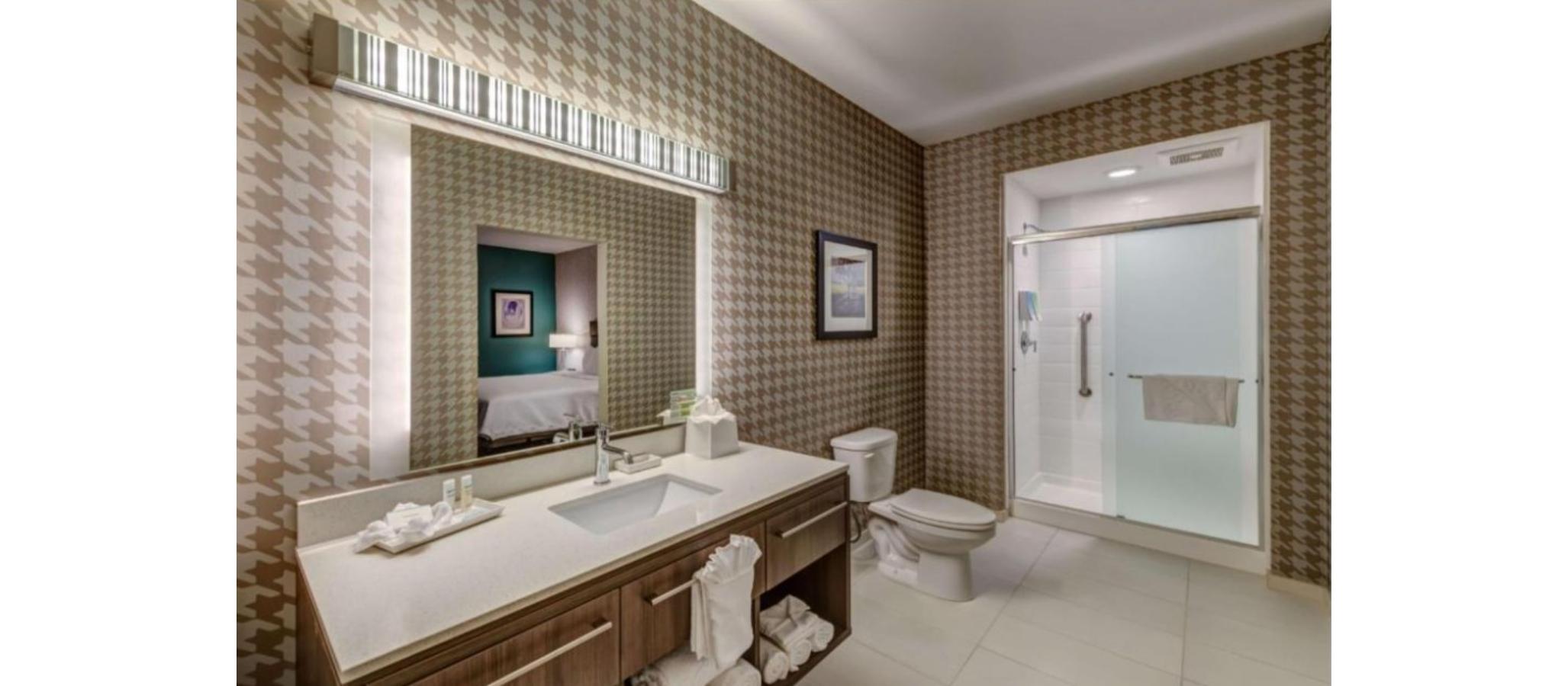 STUDIO, SUITE, KING BED, ACCESSIBLE