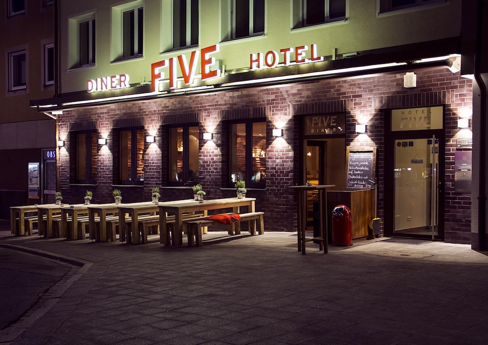 Hotel Five 2/49
