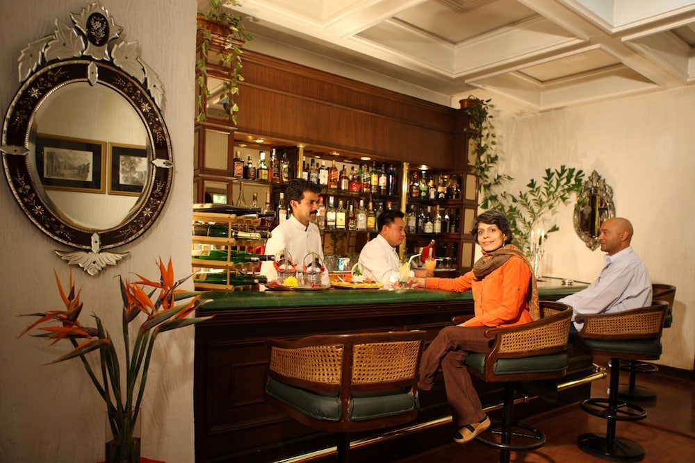 Clarks Hotel 43/50