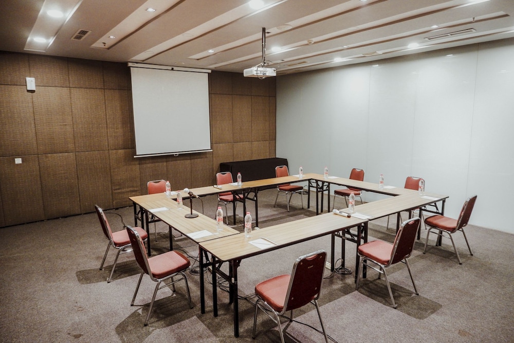 The Akmani Hotel Jakarta 58/68