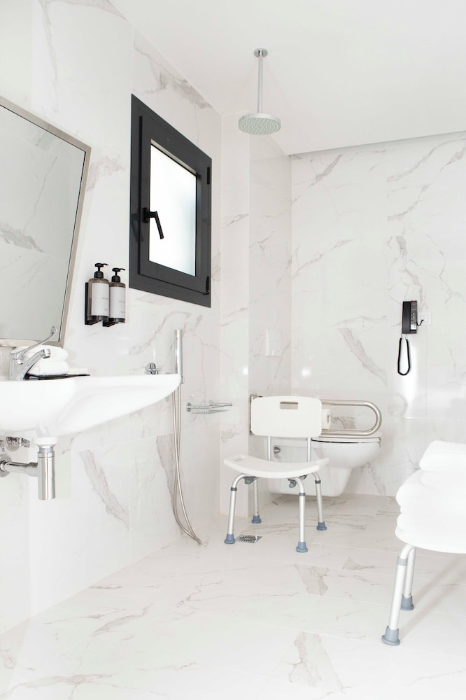Luwian Athens Boutique Hotel 60/60