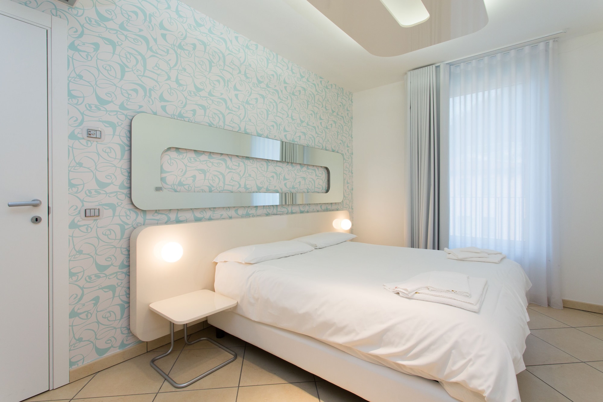 1 Bedroom, Panoramic, Apartment, Double Bed, Lake View, Balcony