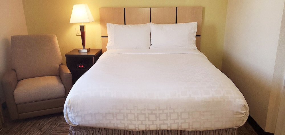 Candlewood Suites Houston Medical Center 24/72