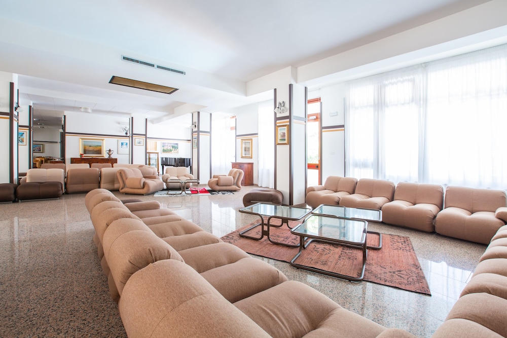 Hotel Mediterraneo 36/56