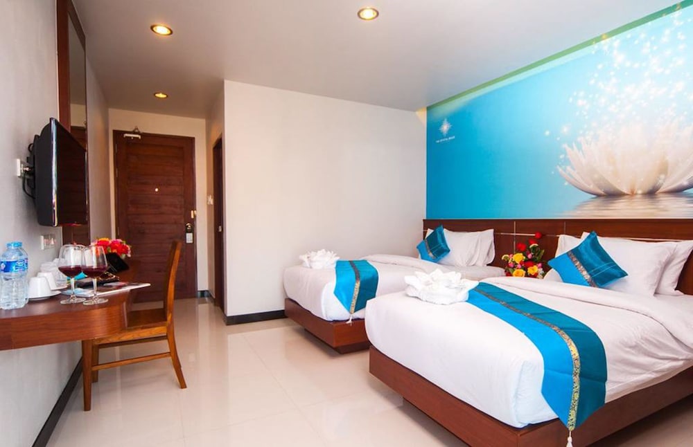 The Crystal Beach Hotel 17/56