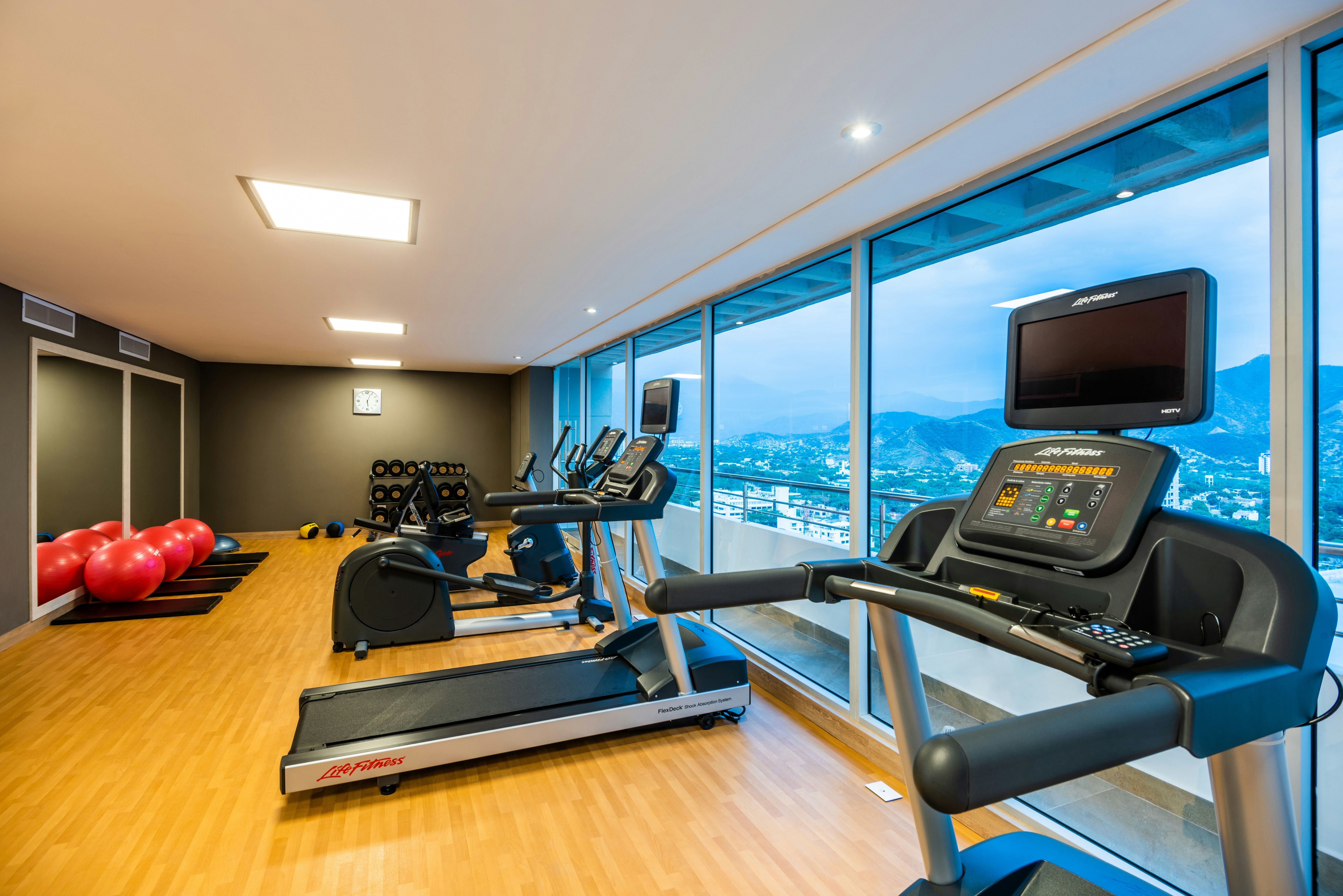 Hilton Garden Inn Santa Marta 35/66