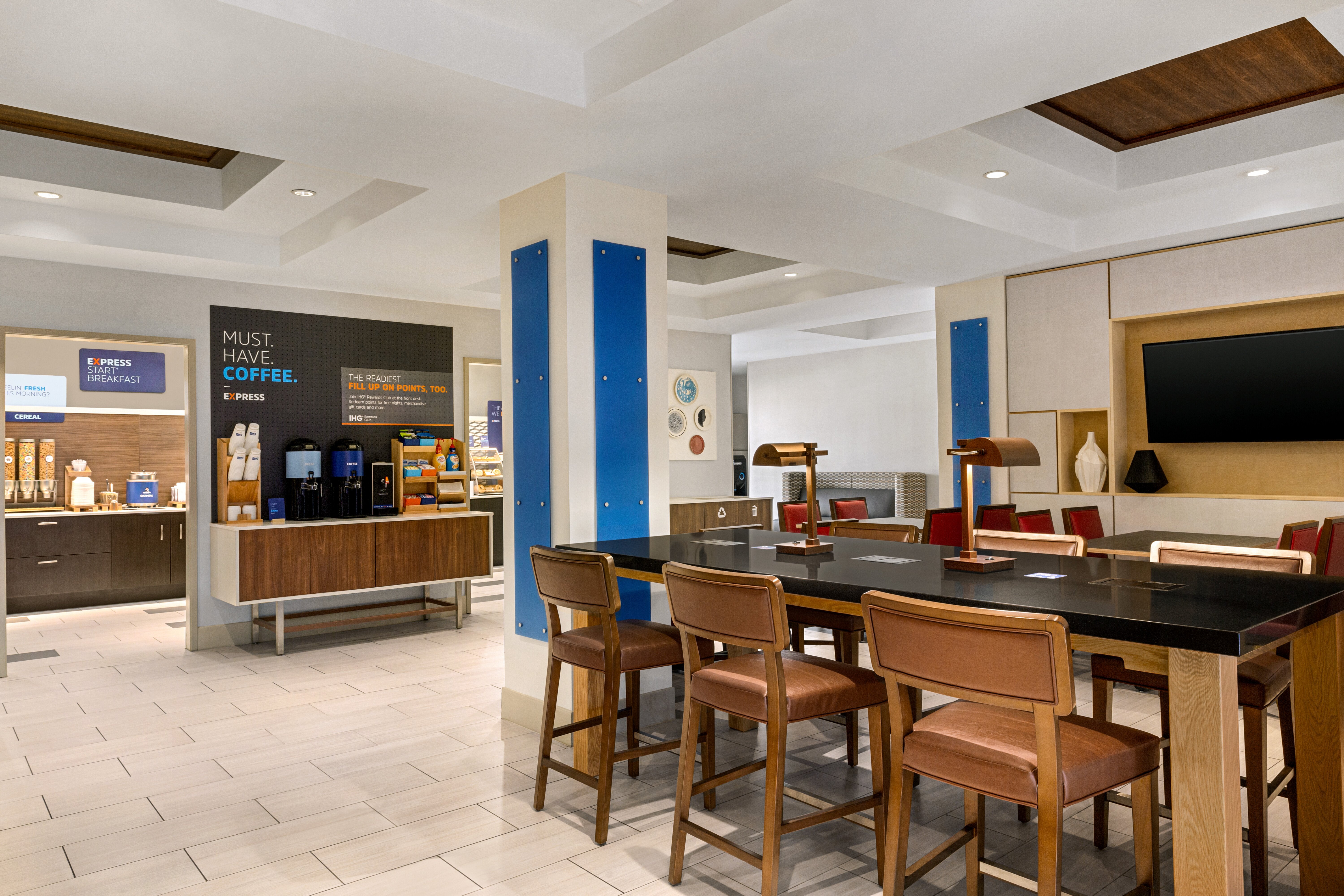 Holiday Inn Express Hotel & Suites Shawnee I-40 36/59
