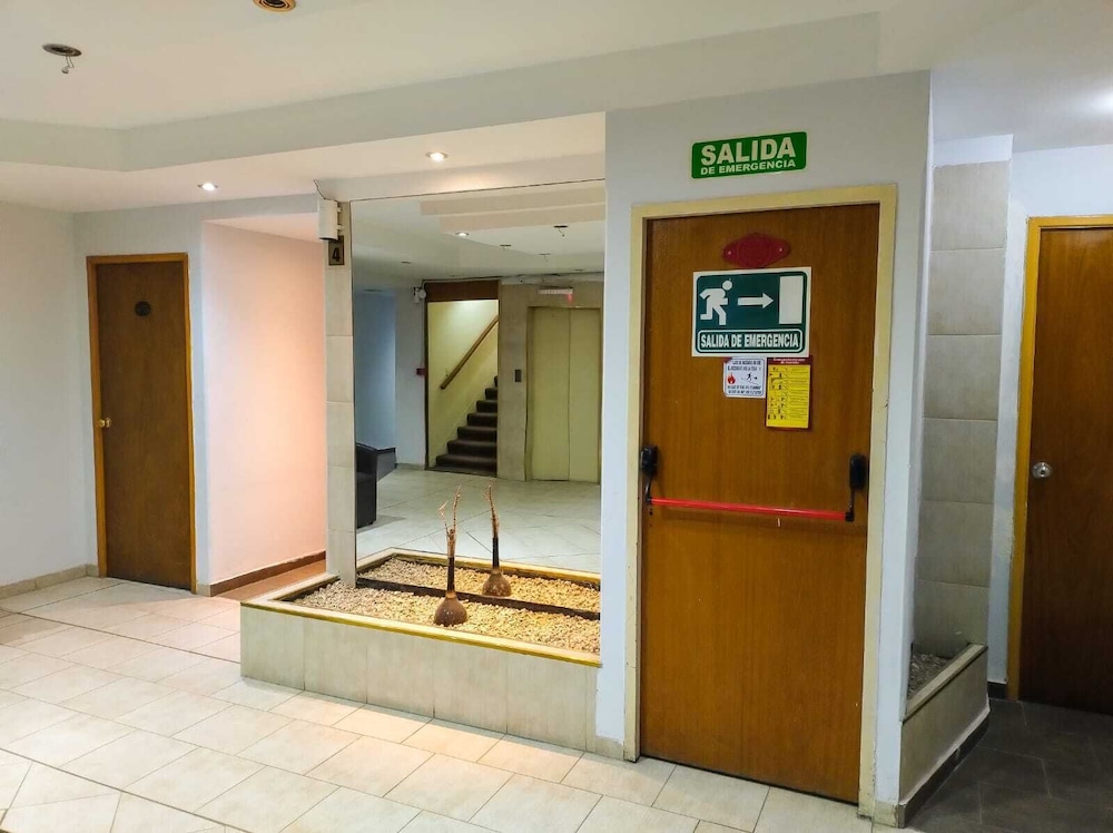 San Remo City Hotel 9/50