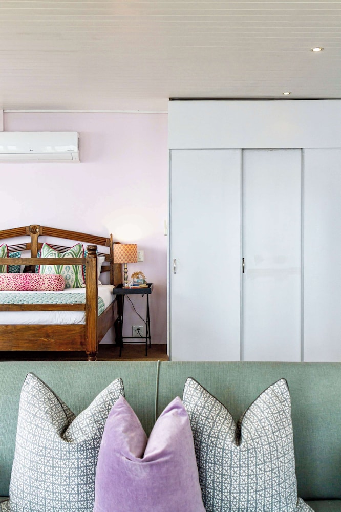 Royal Boutique Hotel 35/53