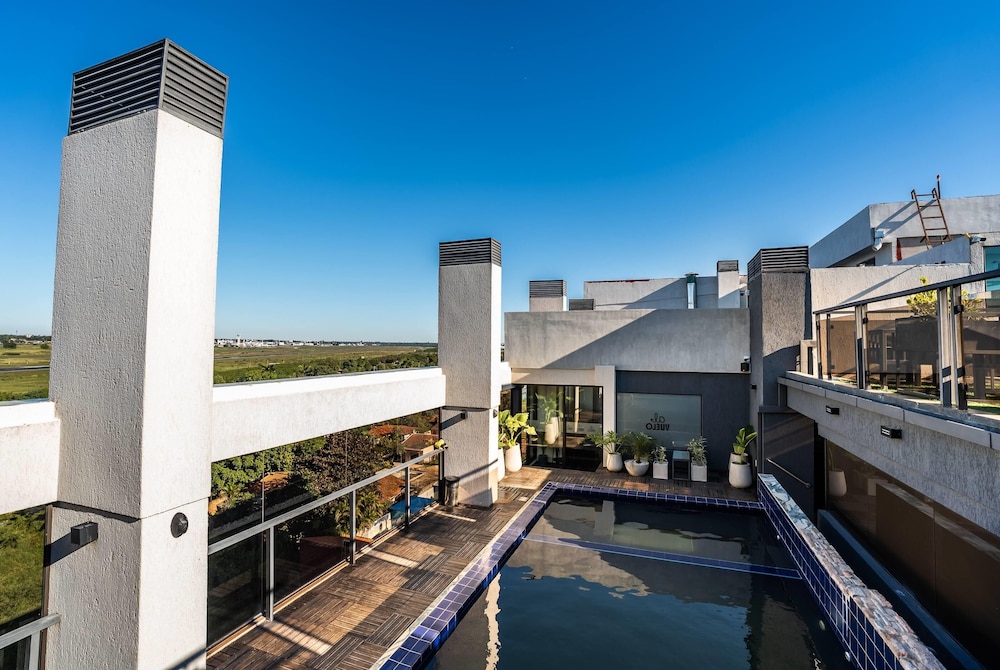Ramada Suites by Wyndham Asuncion Aeropuerto 56/60