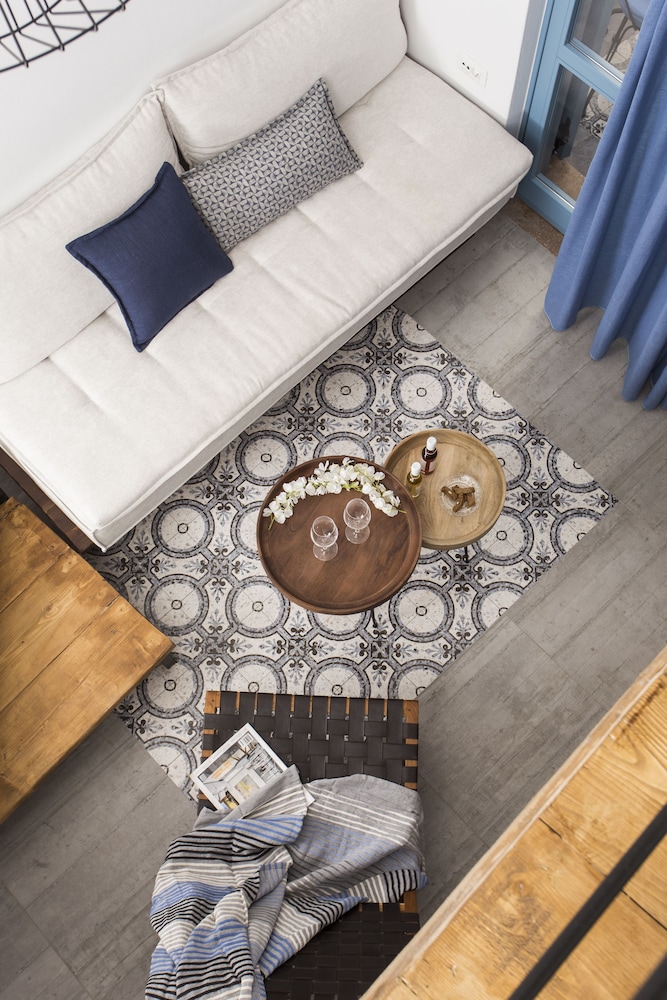 Blue Jasmine Suites 10/50