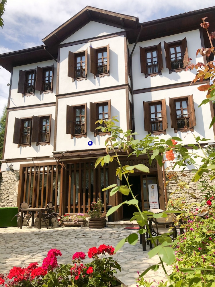 Akce Konak 1/50