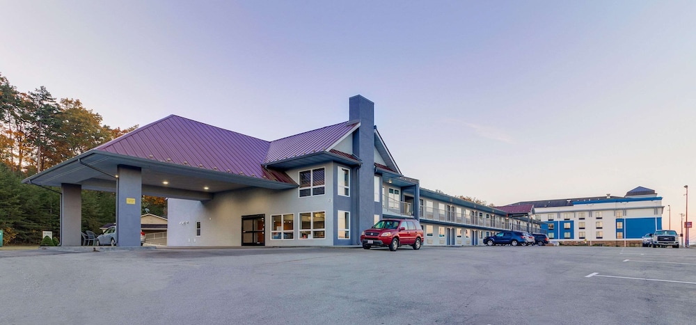 Quality Inn Kodak Sevierville 3/69