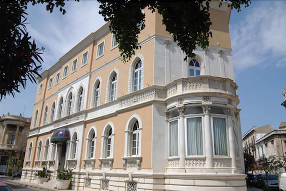 Grand Ortigia 4/72
