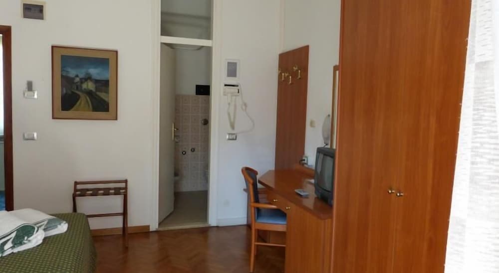 Hotel Giovanna Regina 16/34