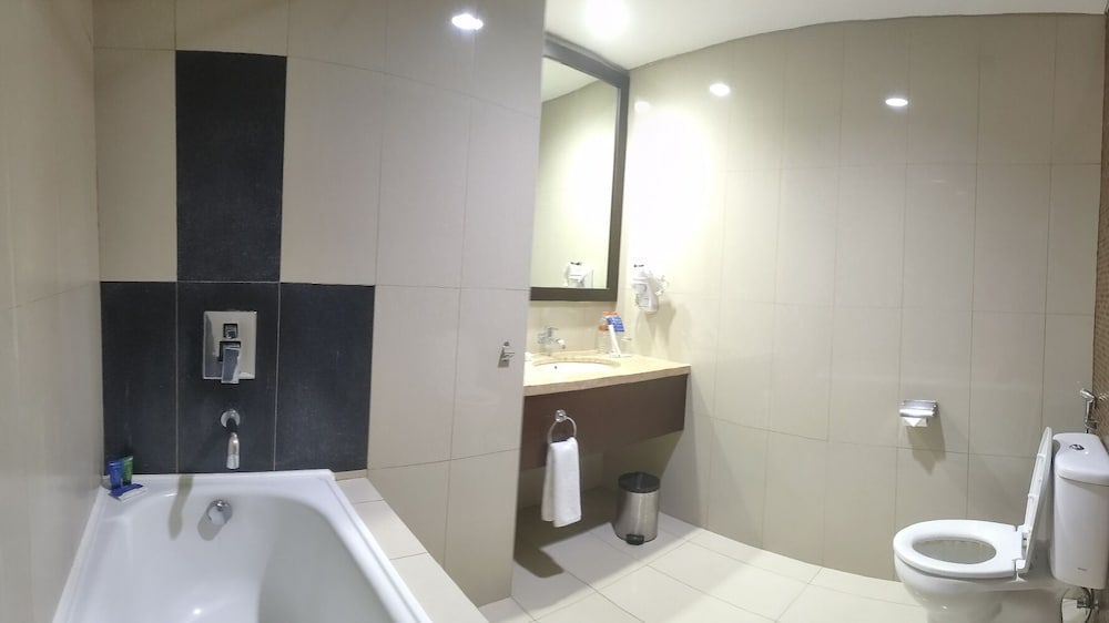 Aston Purwokerto Hotel and Conference Center 66/66