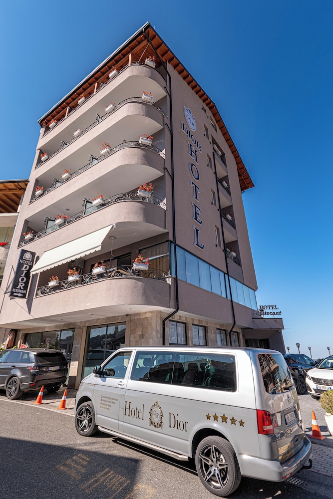 Hotel Dior 7/60