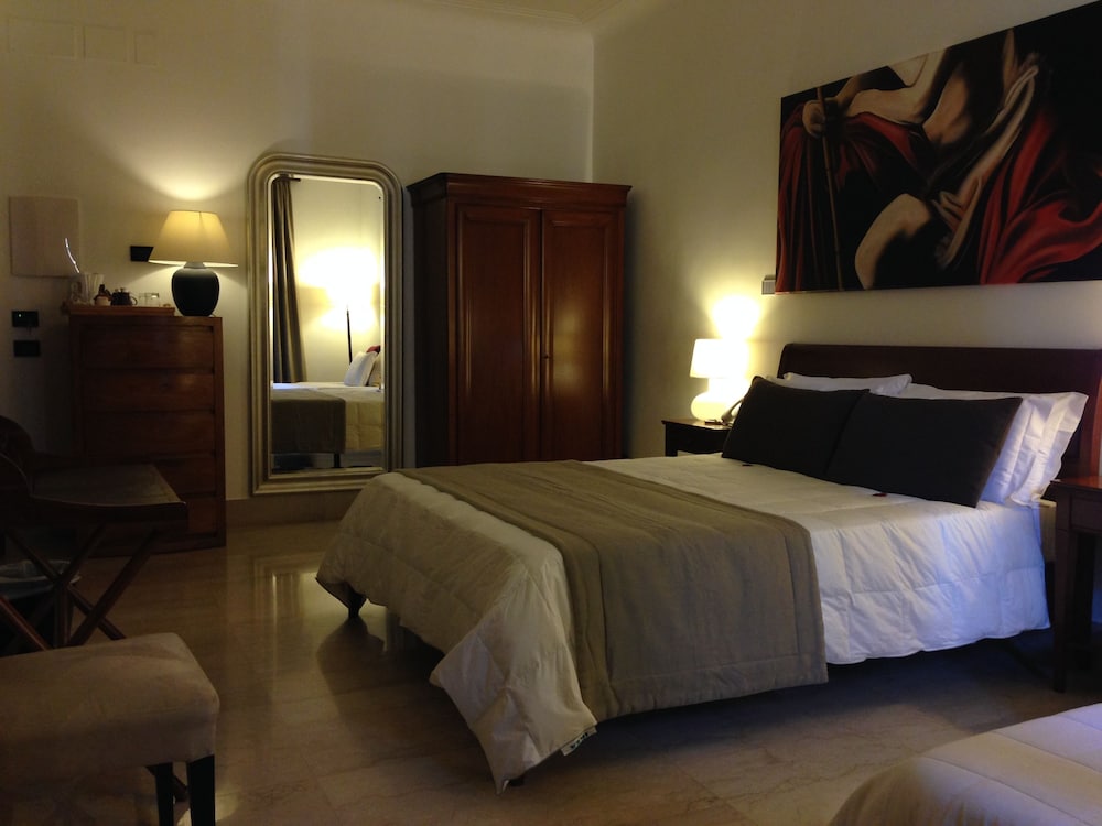 Saint Peter Six Rooms And Suites 15/67