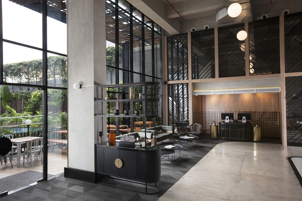 Gaia Cosmo Hotel 48/65