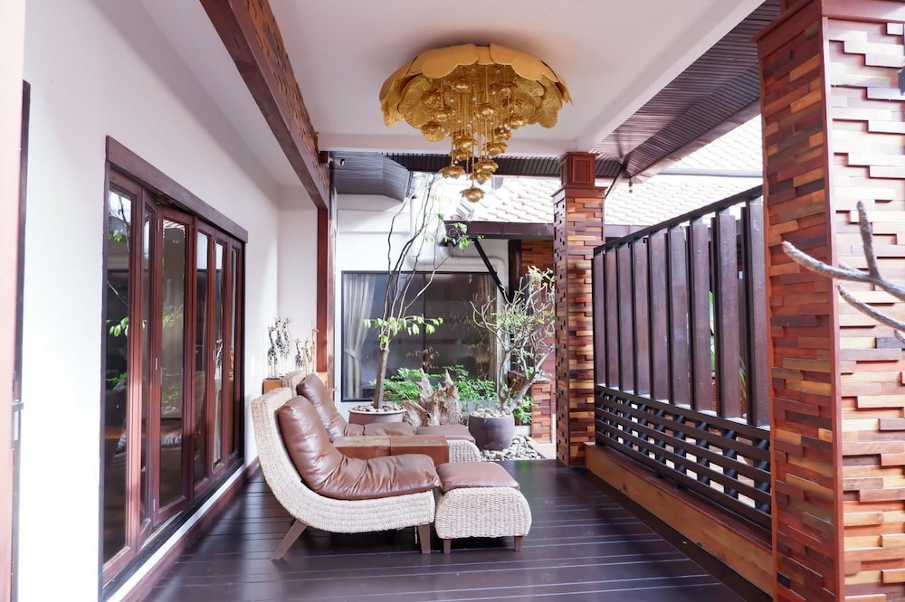 Yotaka Boutique Hotel Bangkok 65/74