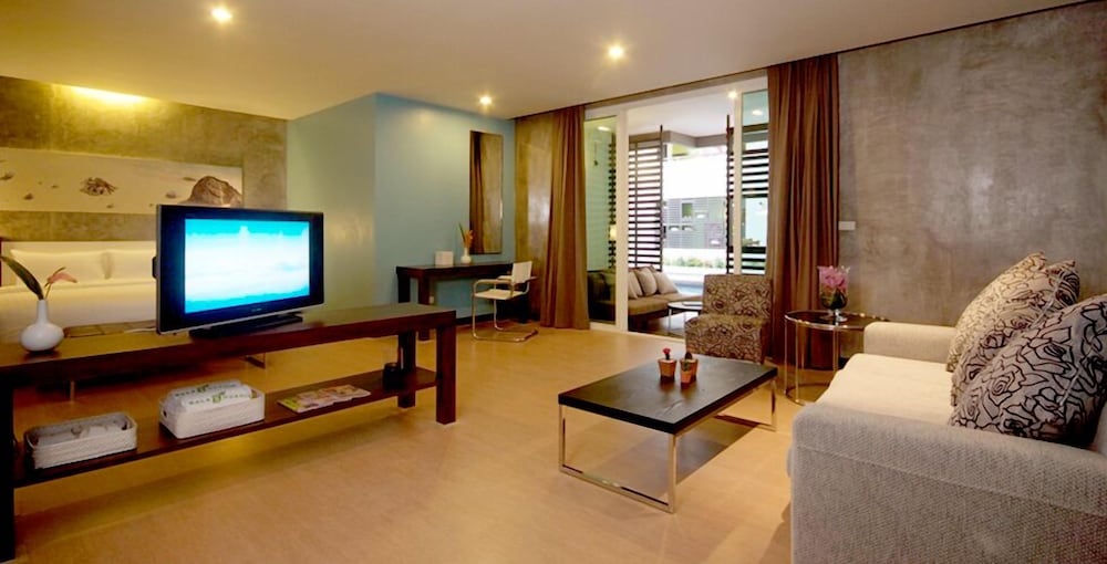 Silathip Huahin Serviced Apartment & Hotel 64/72