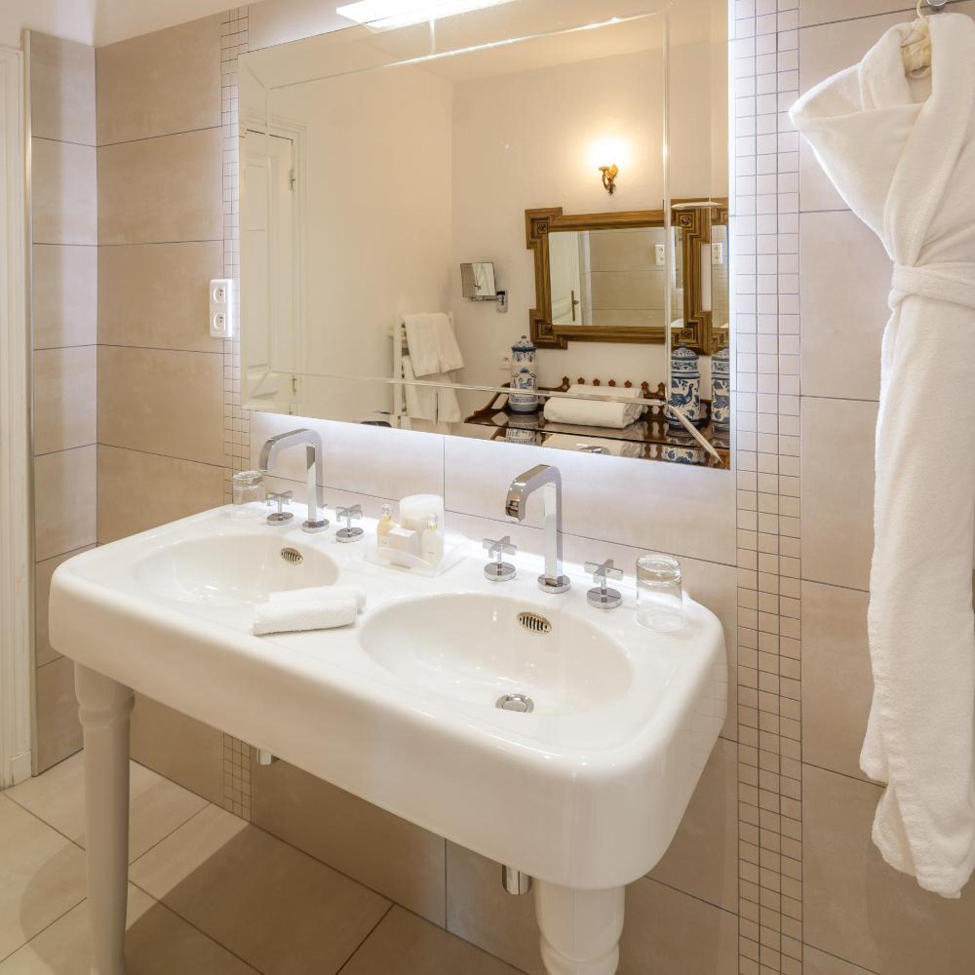 Hotel Le Maquis 57/58