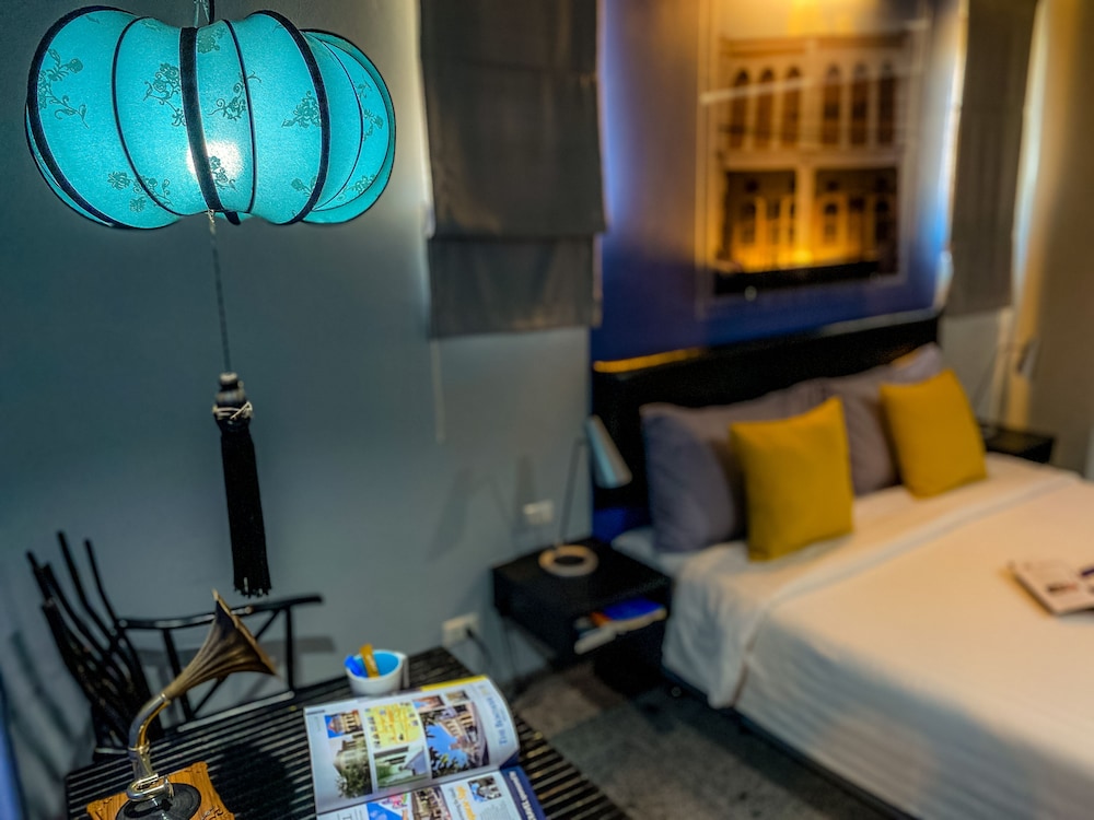 iCheck inn Phuket Town 66/96