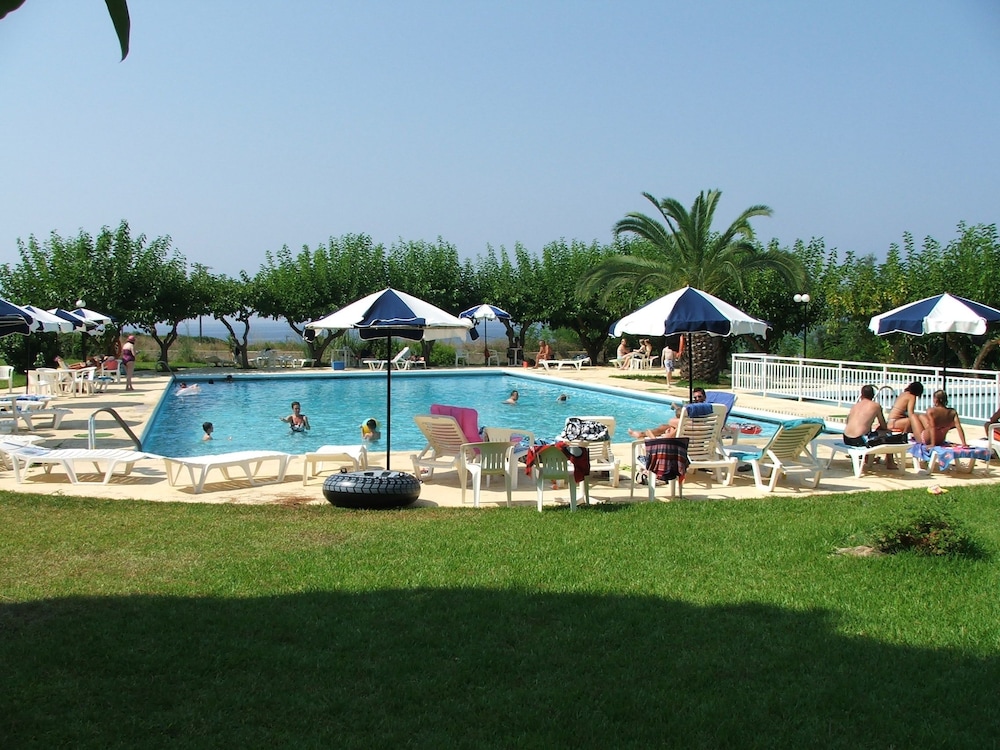 Irinna Hotel 28/31